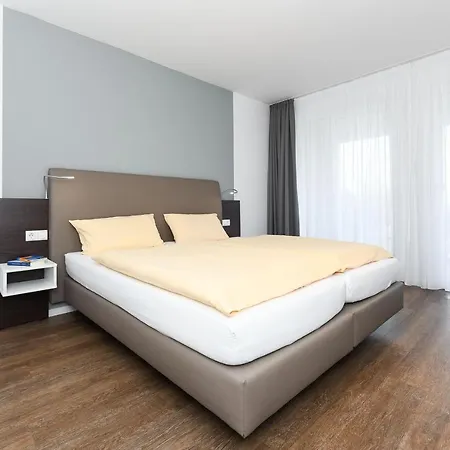21 Im Deichhaus 3 *